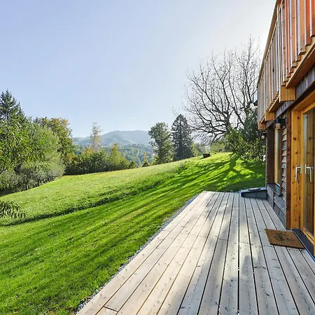 Mit Sauna! Neu Renoviertes 