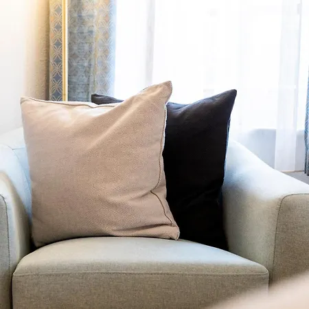 Mit Sauna! Neu Renoviertes 