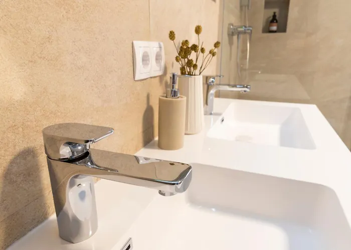 Mit Sauna! Neu Renoviertes Liebler Heimathaus Mit Sauna Aus Zirben-altholz, Einer Styrian Whisky Relaxing Lounge Sowie Großer Panoramaterrasse!