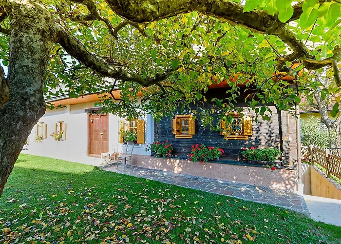 Ferienhaus Mit Sauna! Neu Renoviertes Liebler Heimathaus Mit Sauna Aus Zirben-altholz, Einer Styrian Whisky Relaxing Lounge Sowie Großer Panoramaterrasse!